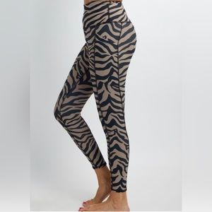 Savvi Geo Leggings with pockets zebra
